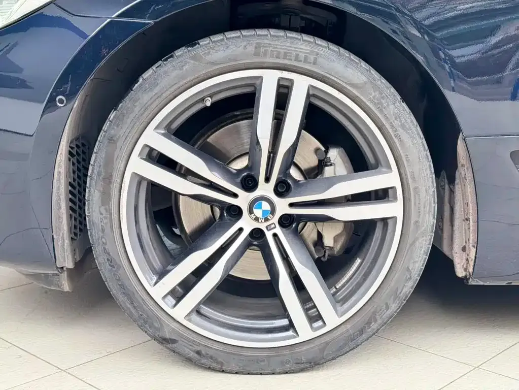 BMW 6 Series GT — фото 10