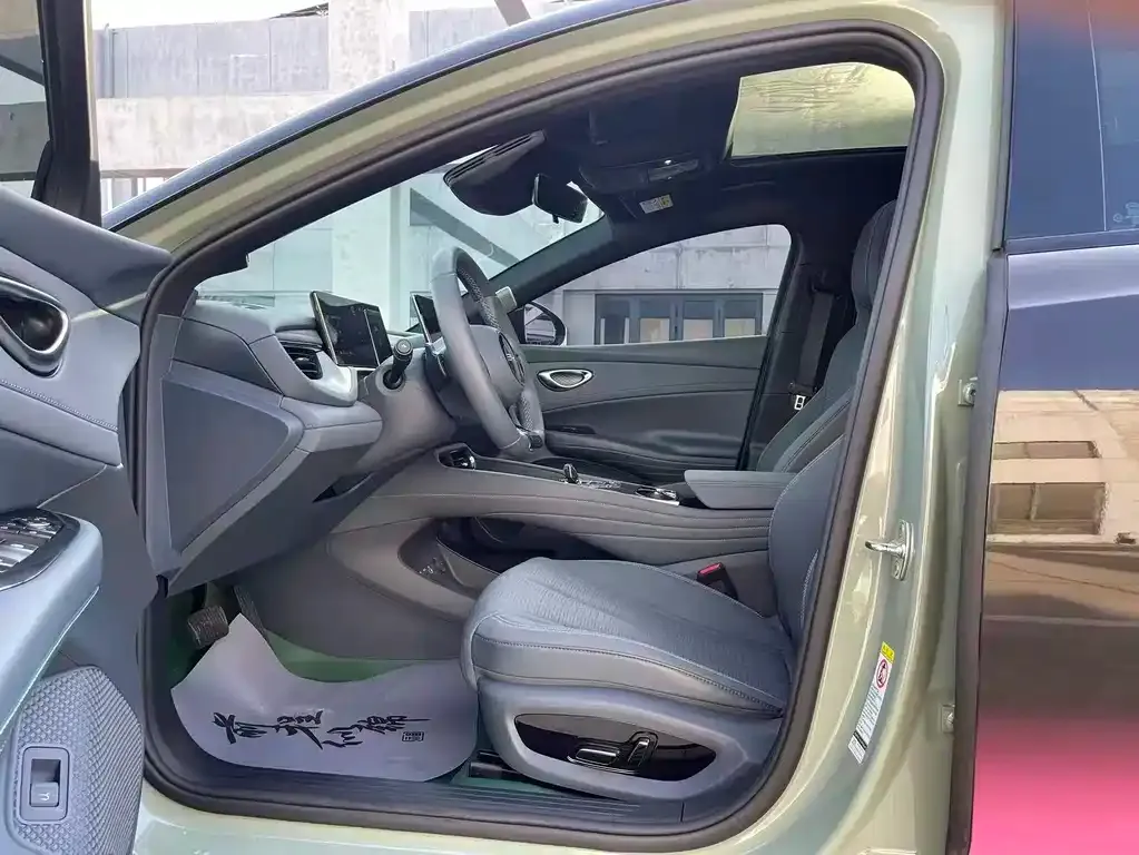 BYD Seal 06GT — фото 7