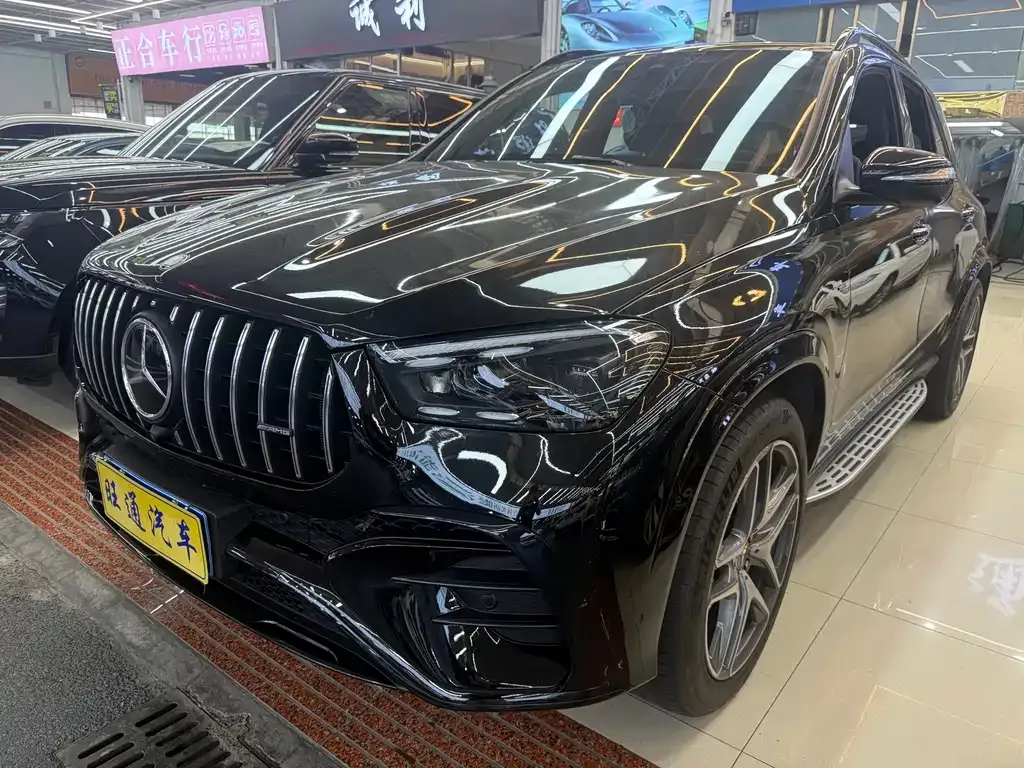 Mercedes-Benz GLE AMG — фото 1