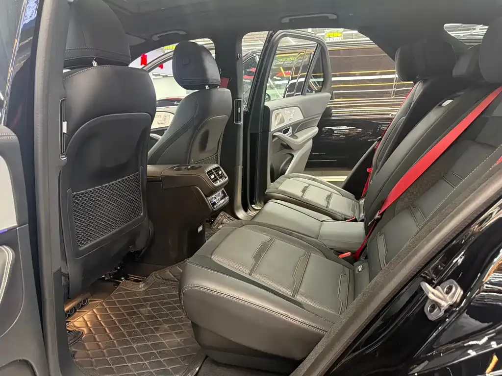 Mercedes-Benz GLE AMG — фото 7