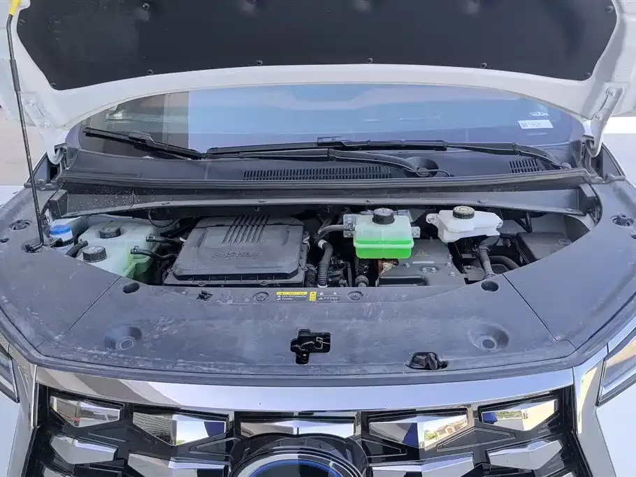GAC Motor Trumpchi M8 — фото 10
