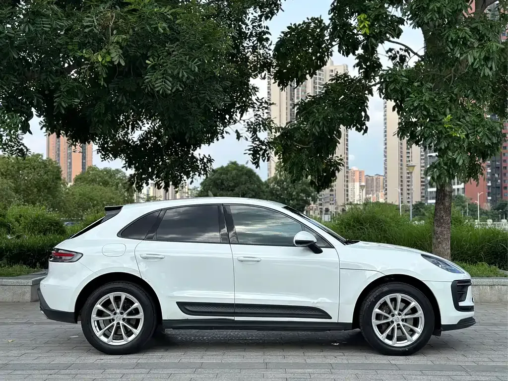 Porsche Macan — фото 9