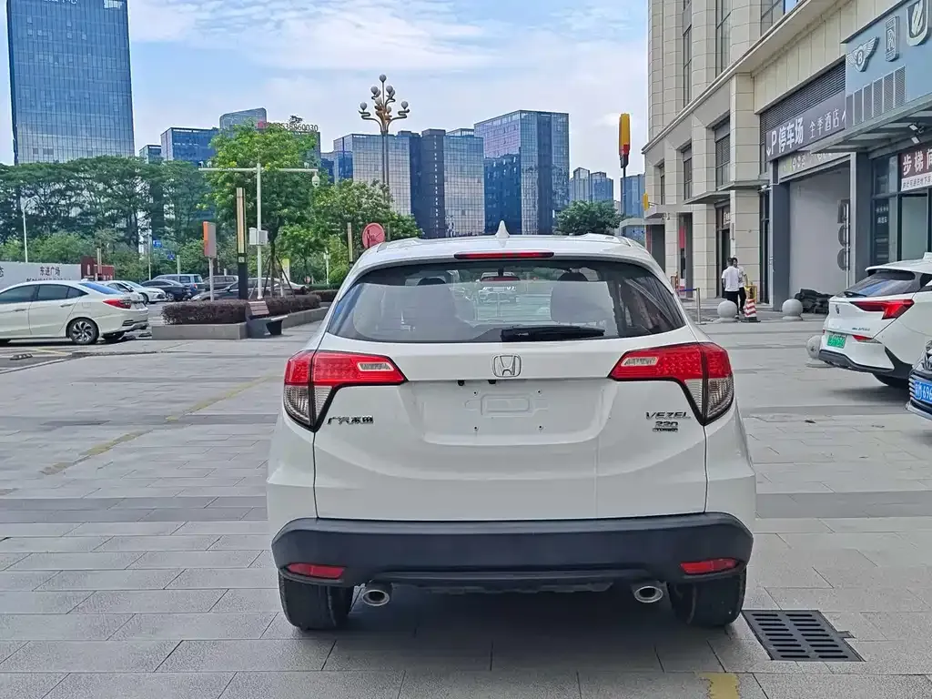 Honda Vezel — фото 7