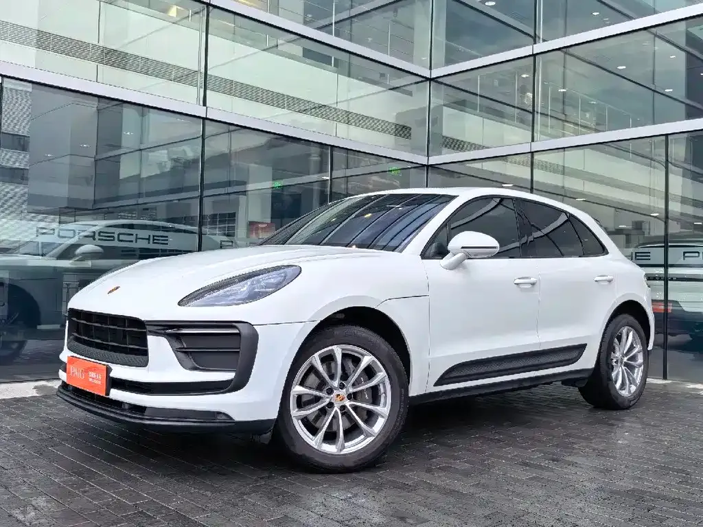 Porsche Macan — фото 1