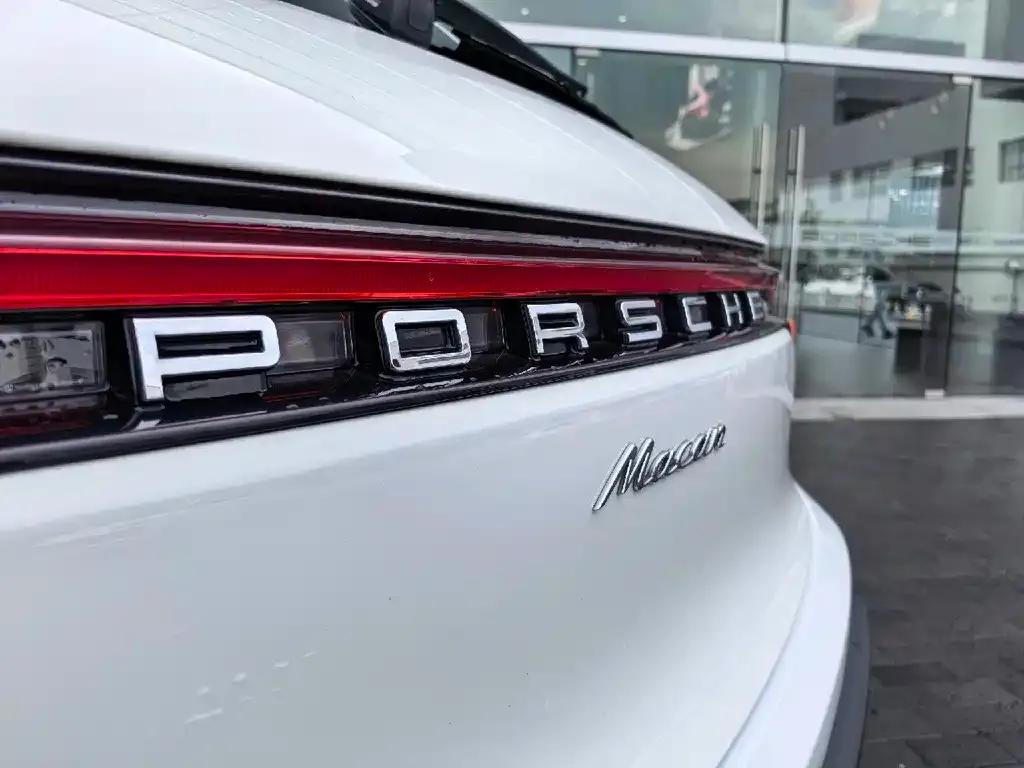 Porsche Macan — фото 3