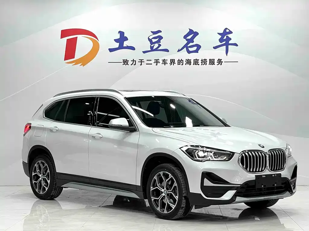 BMW X1 — фото 5