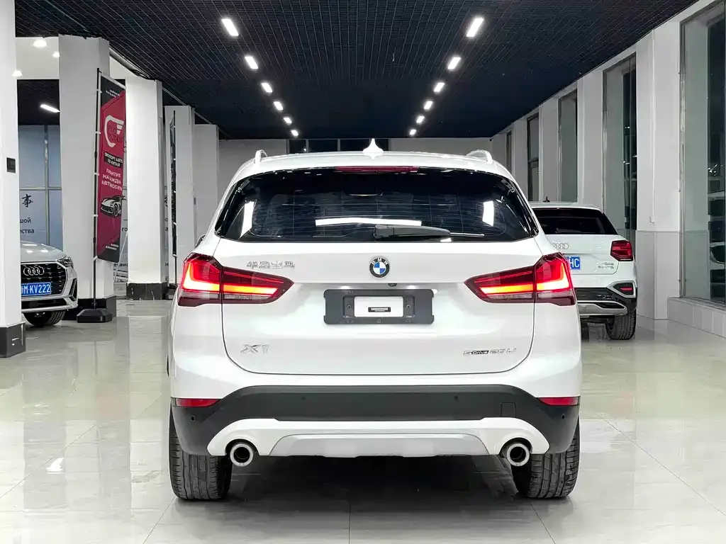 BMW X1 — фото 6