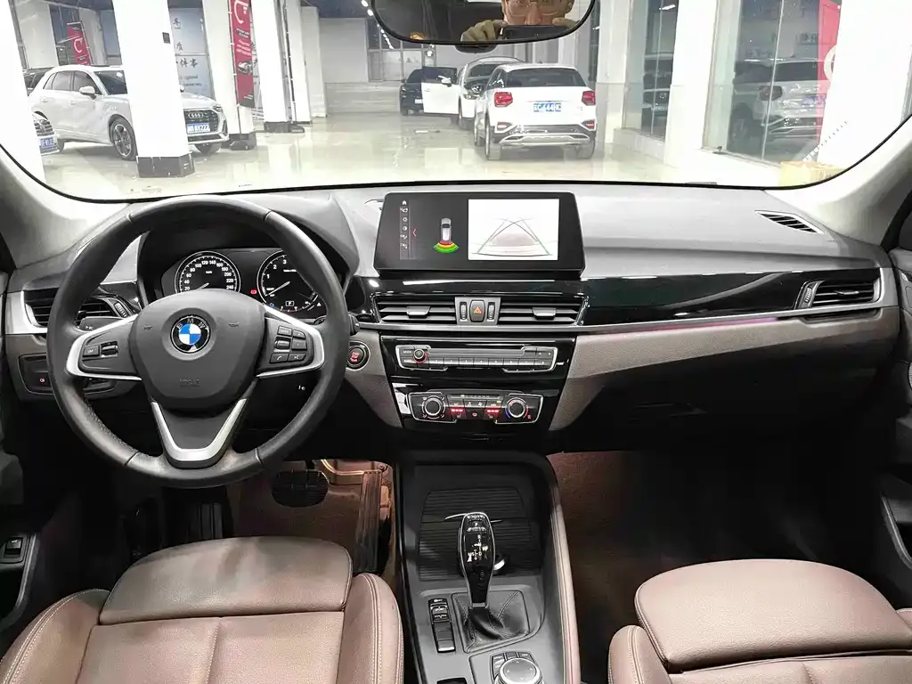BMW X1 — фото 4