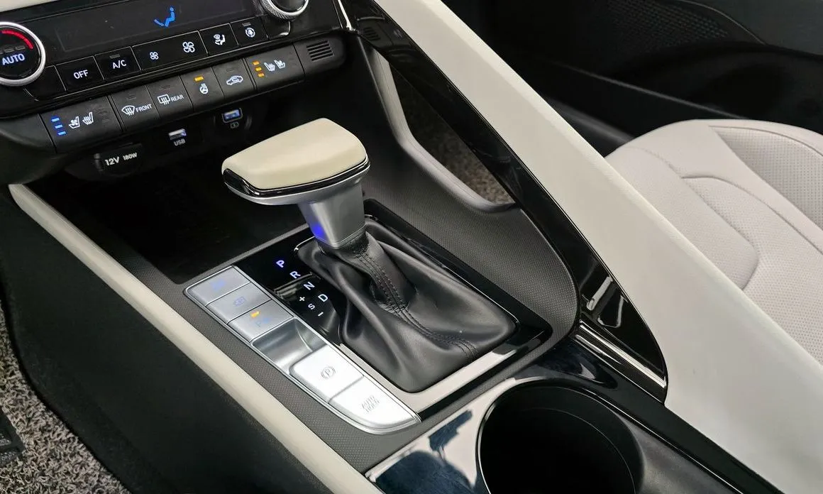 Hyundai AVANTE 2022 из KR, фото 7
