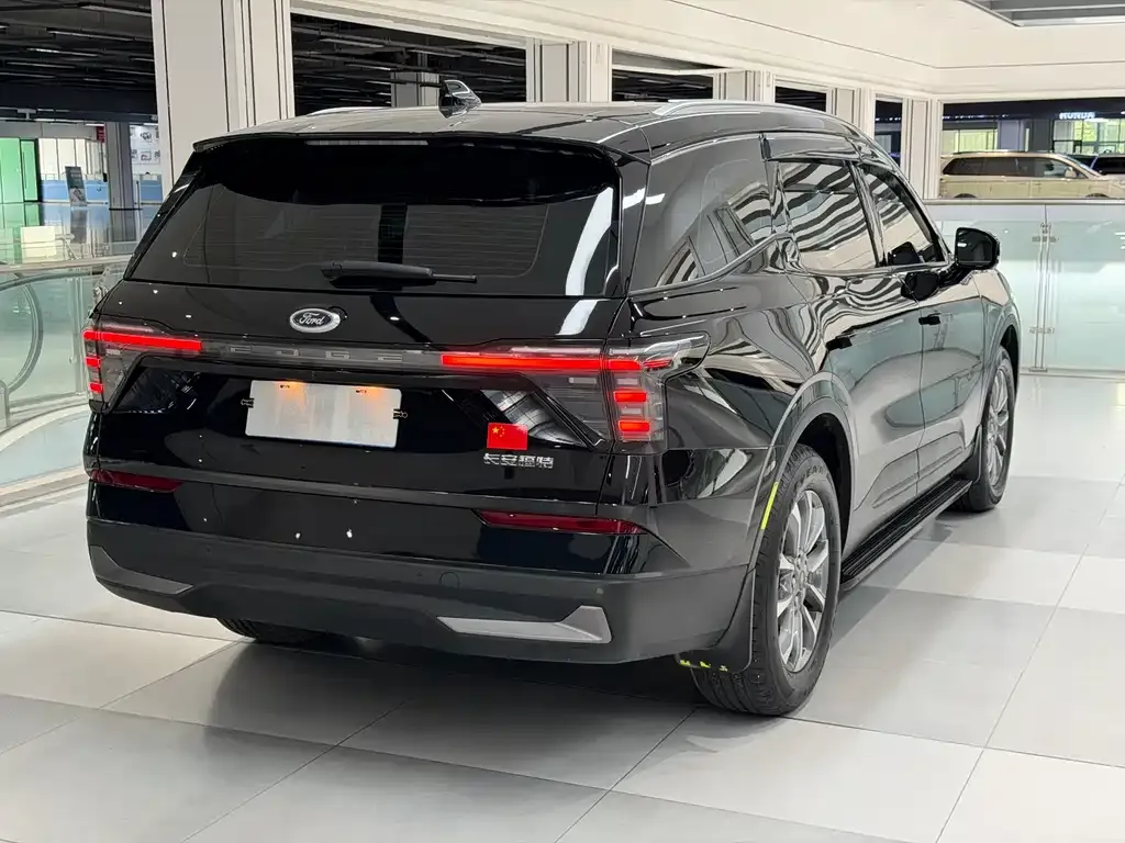 Ford Edge — фото 2