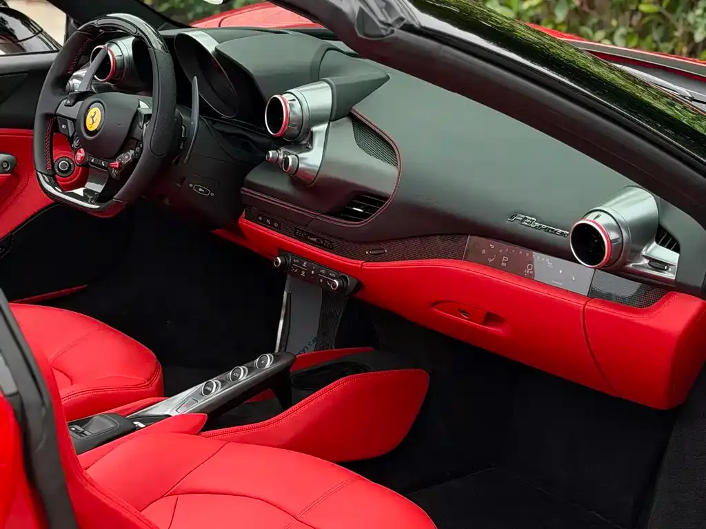 Ferrari F8 — фото 4