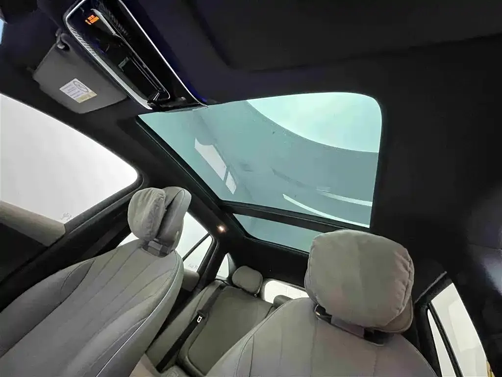 Mercedes-Benz EQE SUV — фото 2