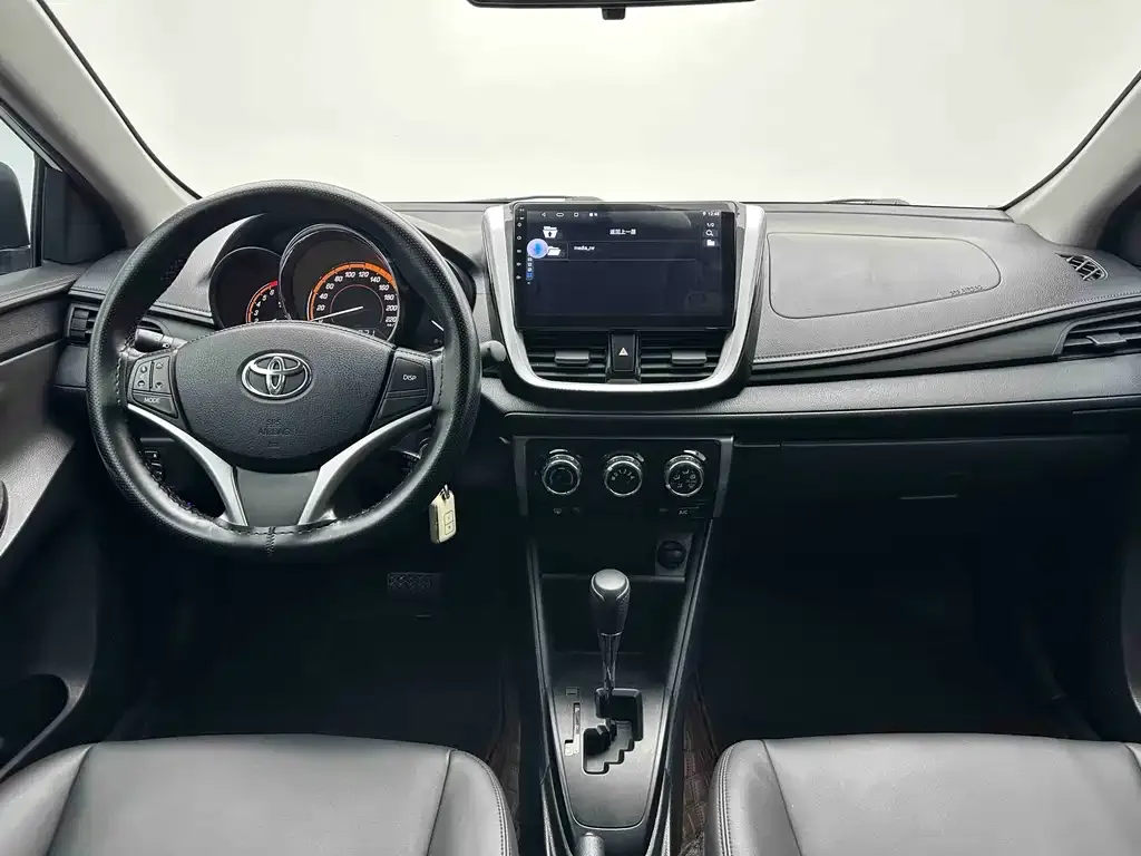 Toyota Yaris L 2022 из CN, фото 10