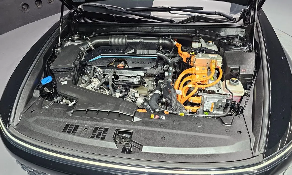 Hyundai Grandeur 2023 из KR, фото 7
