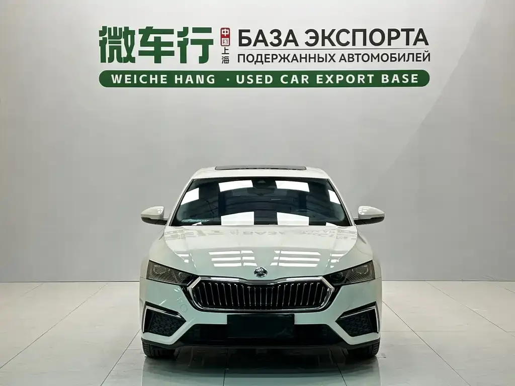 Skoda Octavia — фото 2