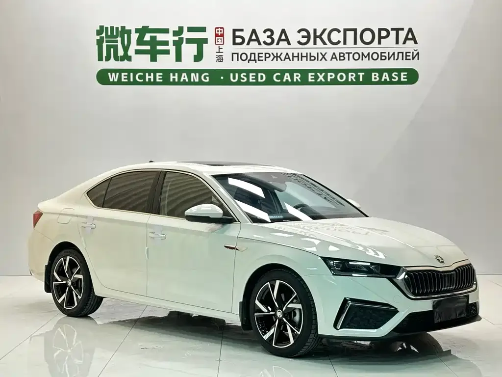 Skoda Octavia — фото 3