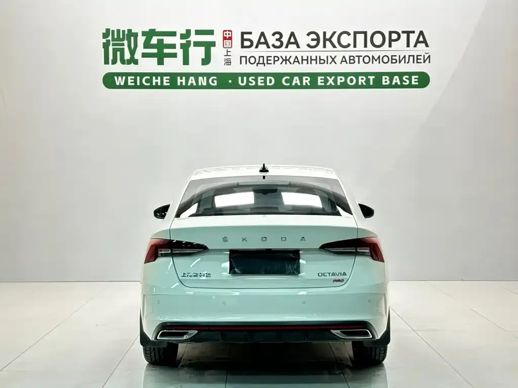 Skoda Octavia — фото 4