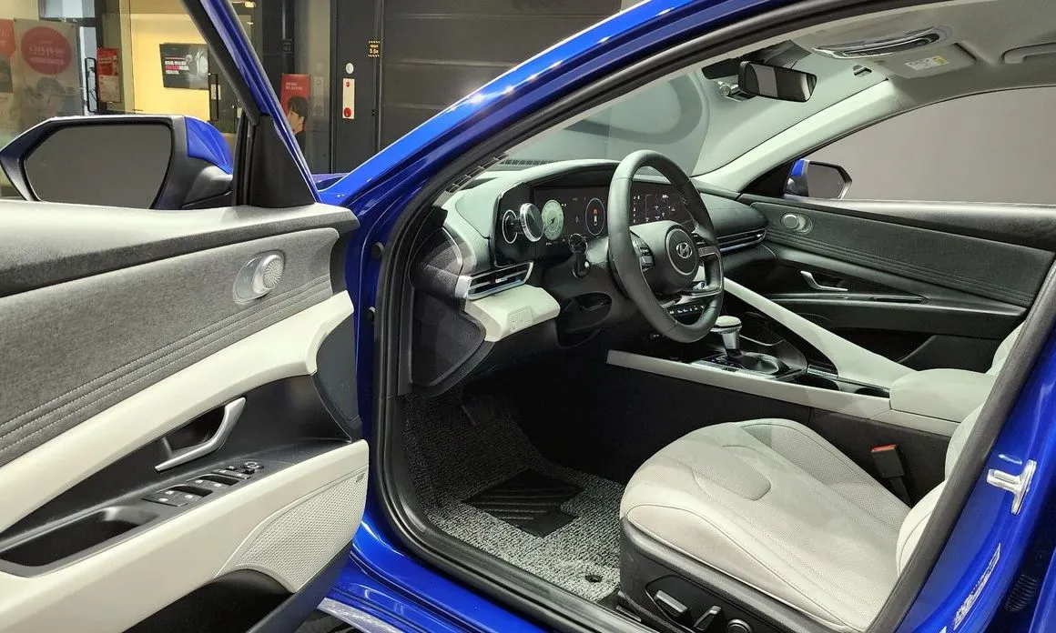 Hyundai AVANTE 2021 из KR, фото 5