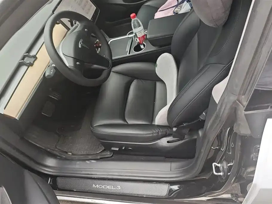 Tesla Model 3 — фото 2