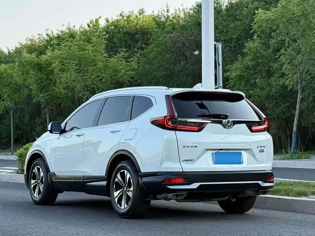 Honda CR-V — фото 7