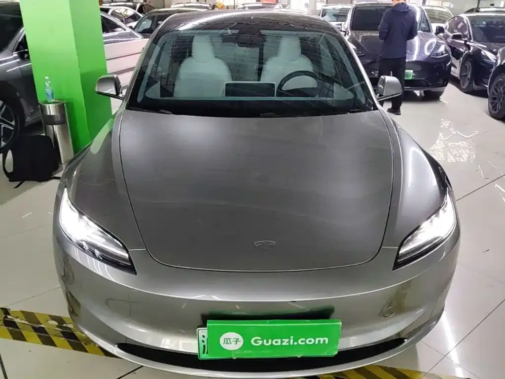 Tesla Model 3 — фото 6