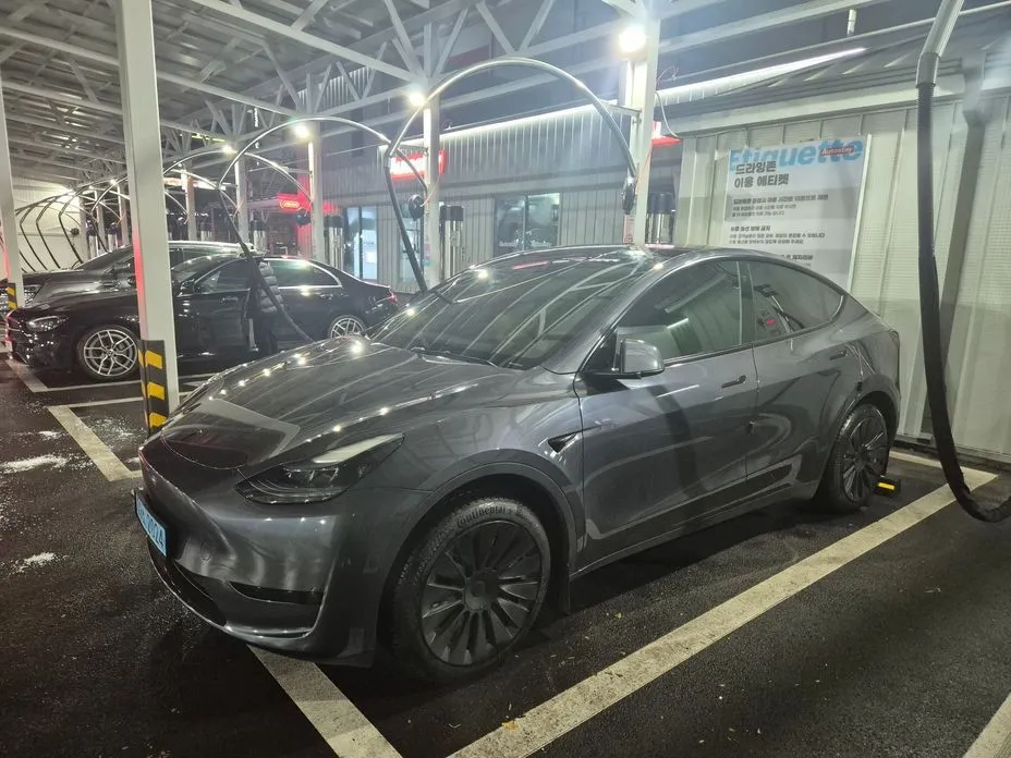 Tesla Model Y 2024 из KR, фото 10