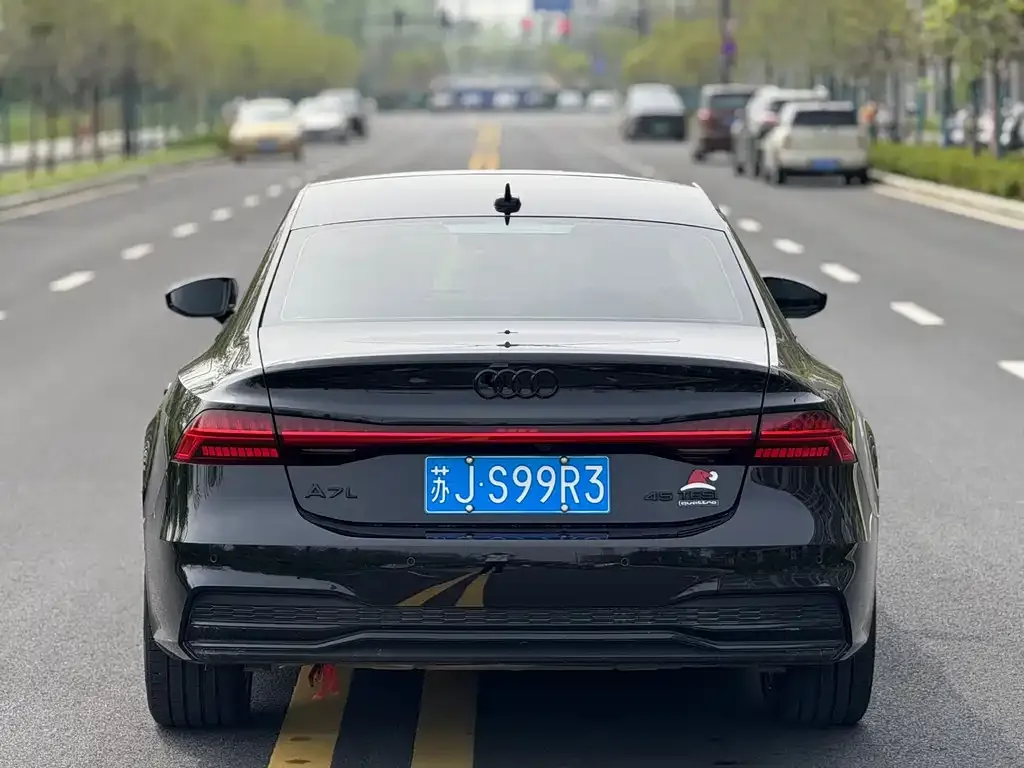 Audi A7L — фото 4