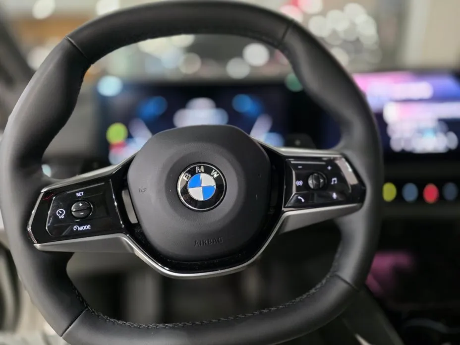 BMW 5-Series 2024 из KR, фото 7