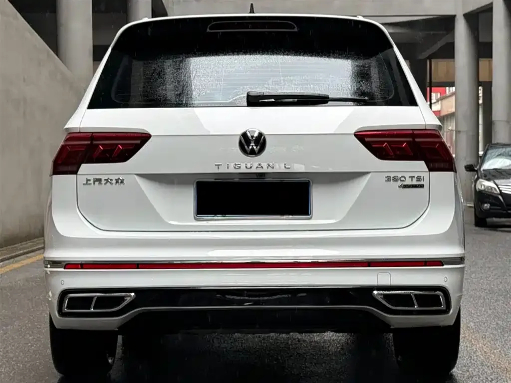 Volkswagen Tiguan L — фото 3