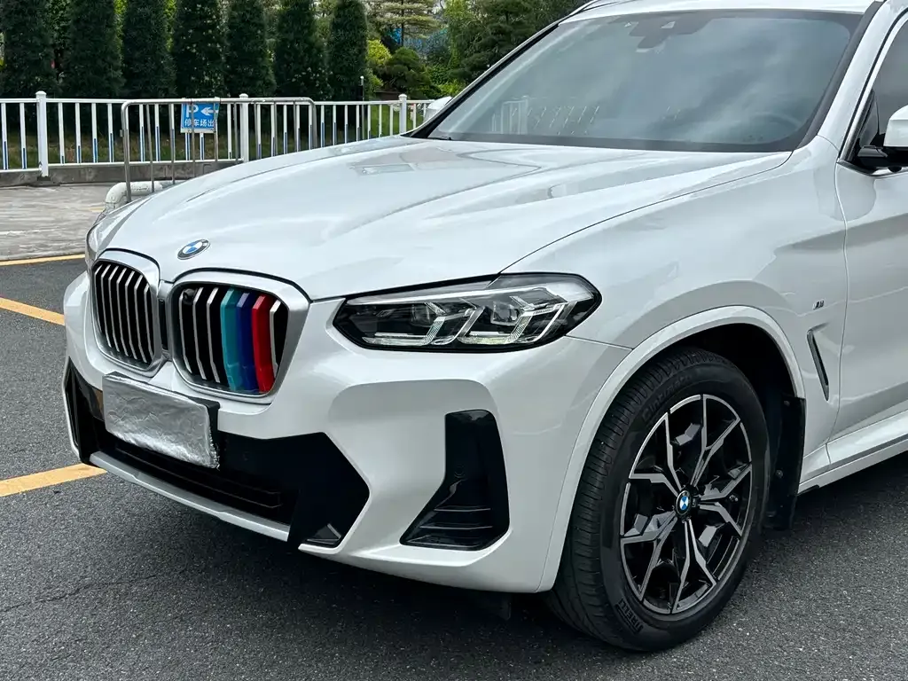 BMW X3 — фото 9