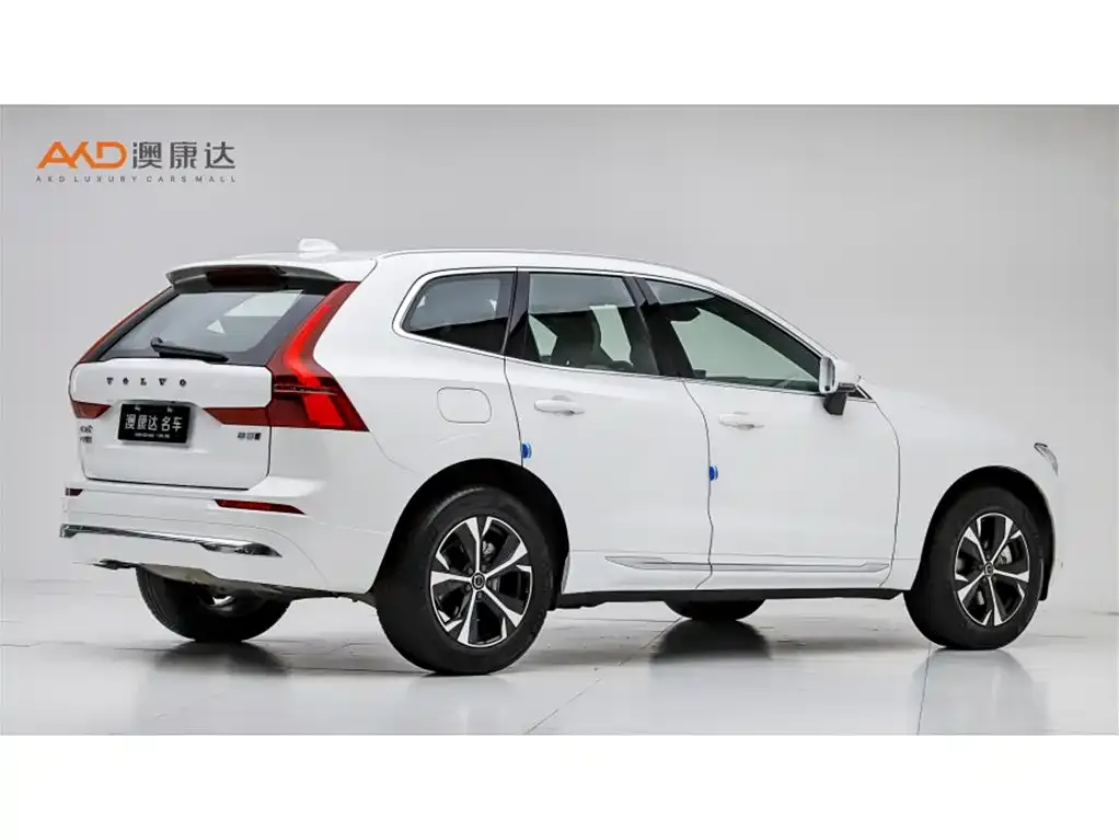 Volvo XC60 — фото 2