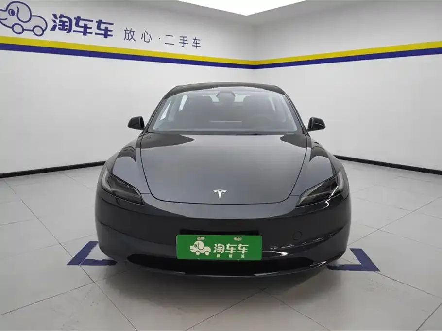 Tesla Model 3 — фото 10
