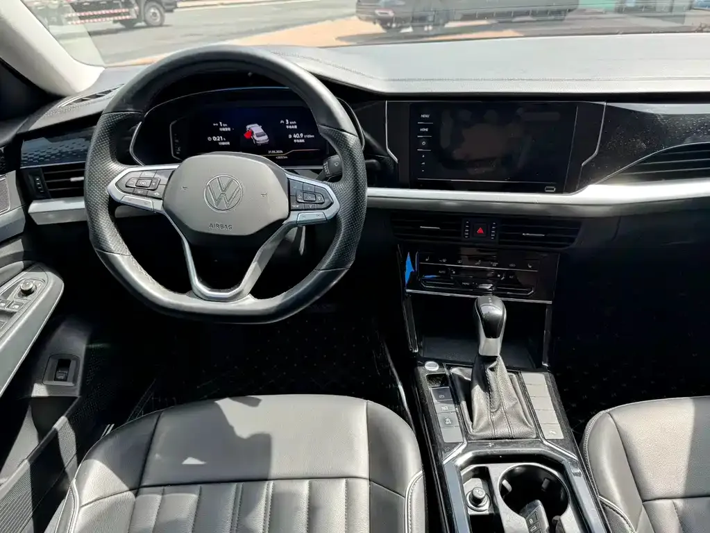 Volkswagen Passat — фото 9