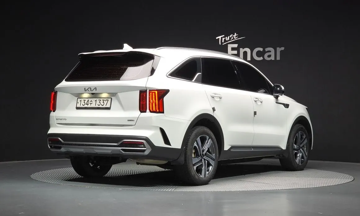 Kia Sorento — фото 3