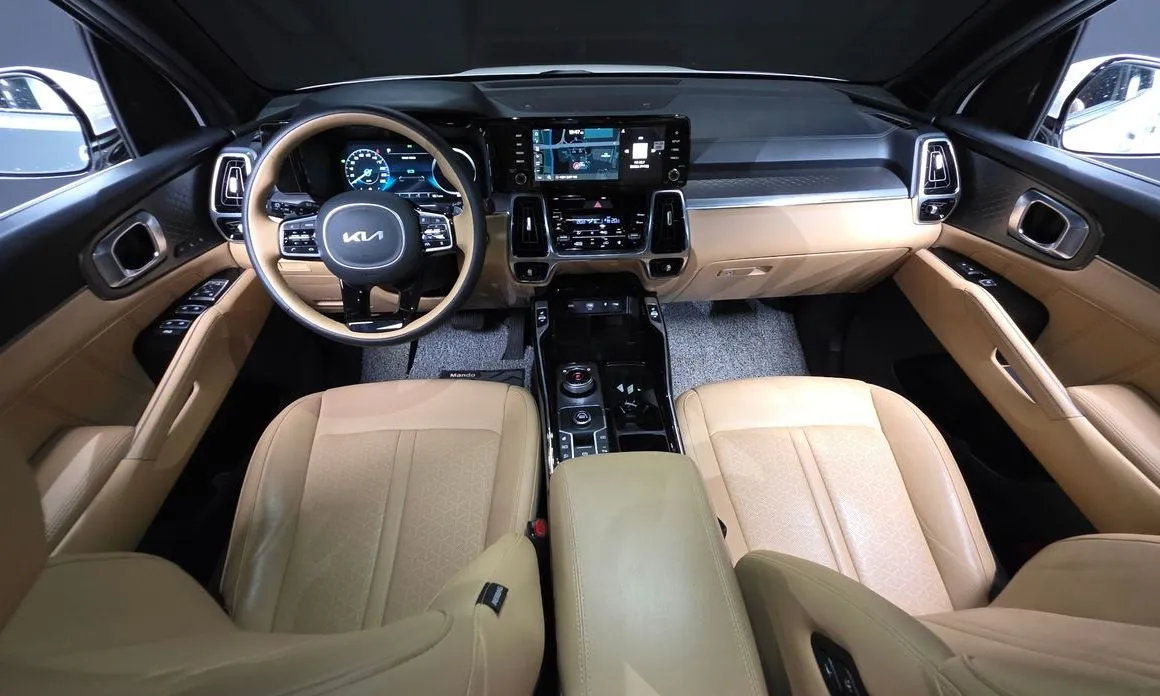 Kia Sorento — фото 9