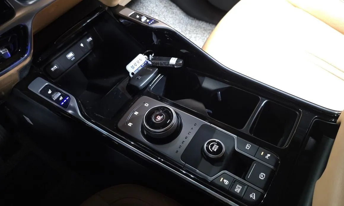 Kia Sorento — фото 2