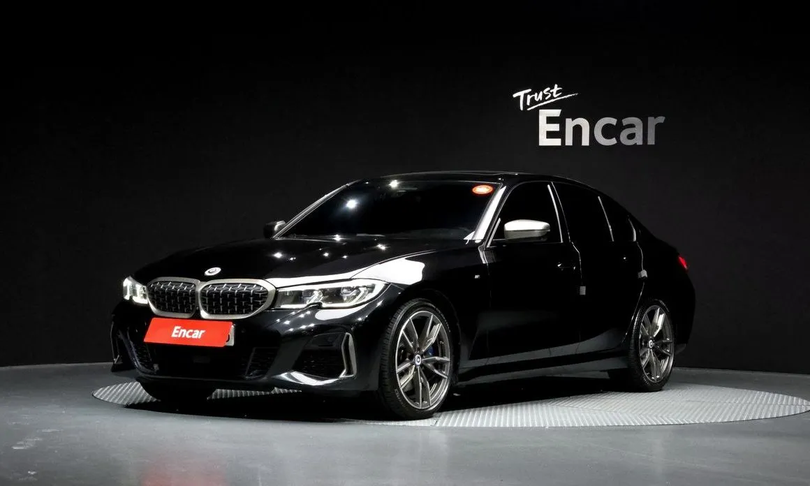 BMW 3-Series M340i Performance 1