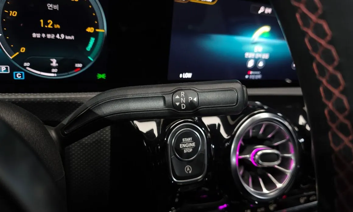 Mercedes-Benz A-Class 2021 из KR, фото 10