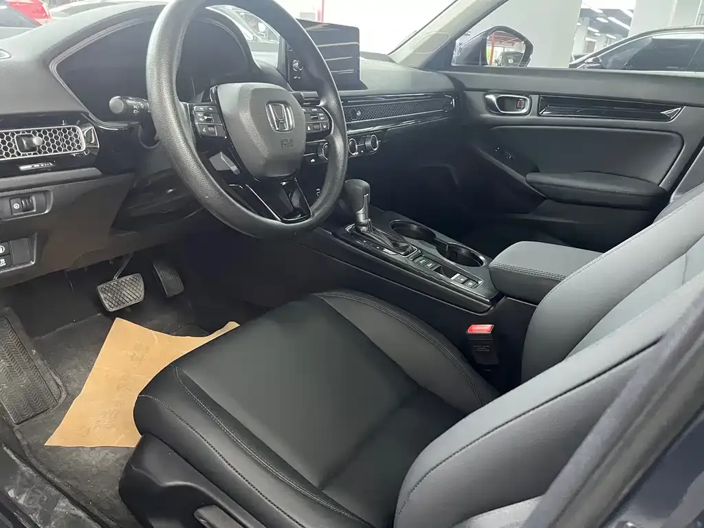 Honda Civic — фото 8