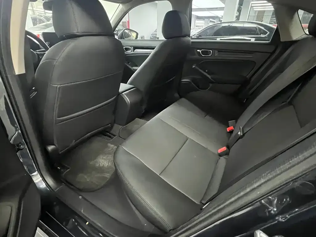 Honda Civic — фото 5