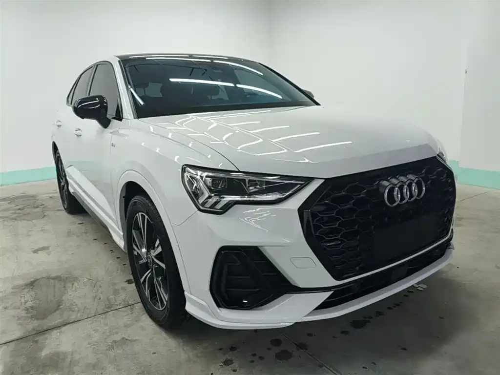 Audi Q3 Sportback — фото 3