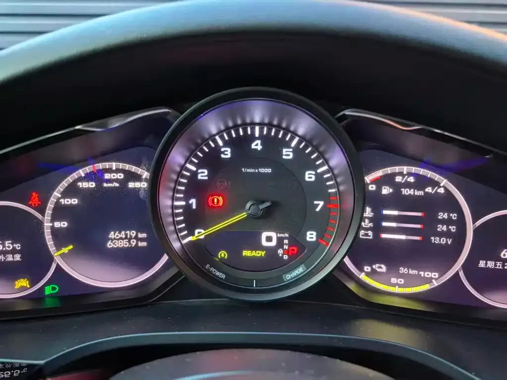 Porsche Cayenne Hybrid — фото 4