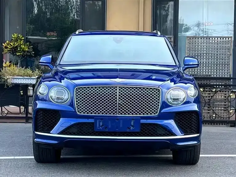 Bentley Bentayga — фото 4