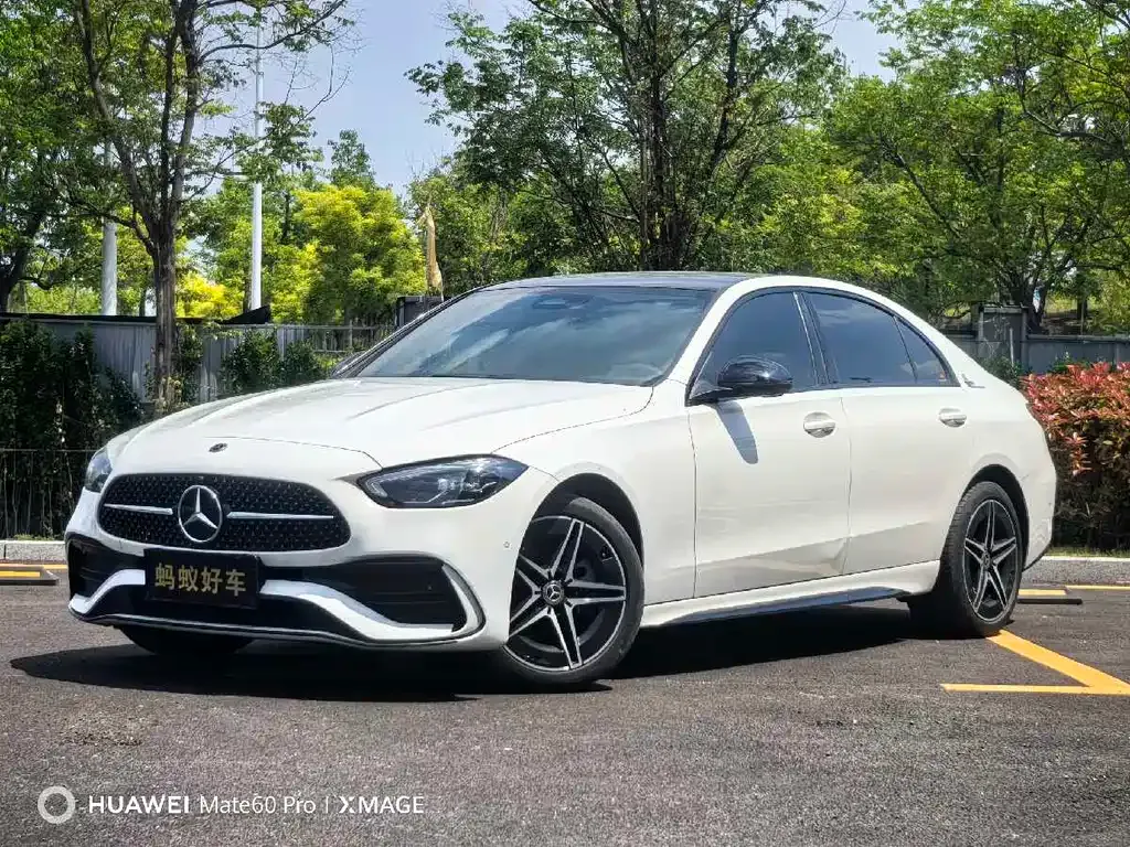 Mercedes-Benz C-Class — фото 1