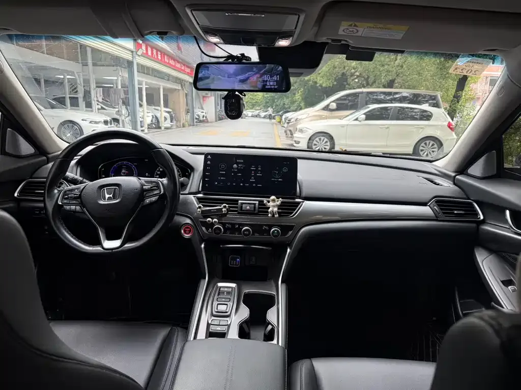 Honda Accord — фото 5