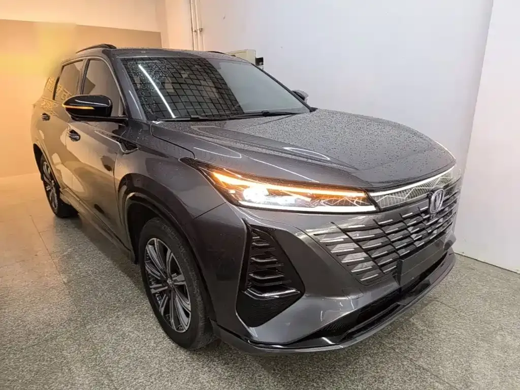 Changan CS75PLUS — фото 10