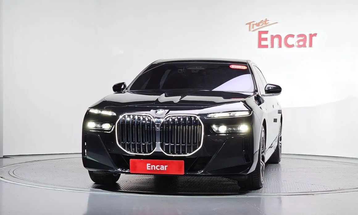 BMW 7-Series 2024 из KR, фото 2