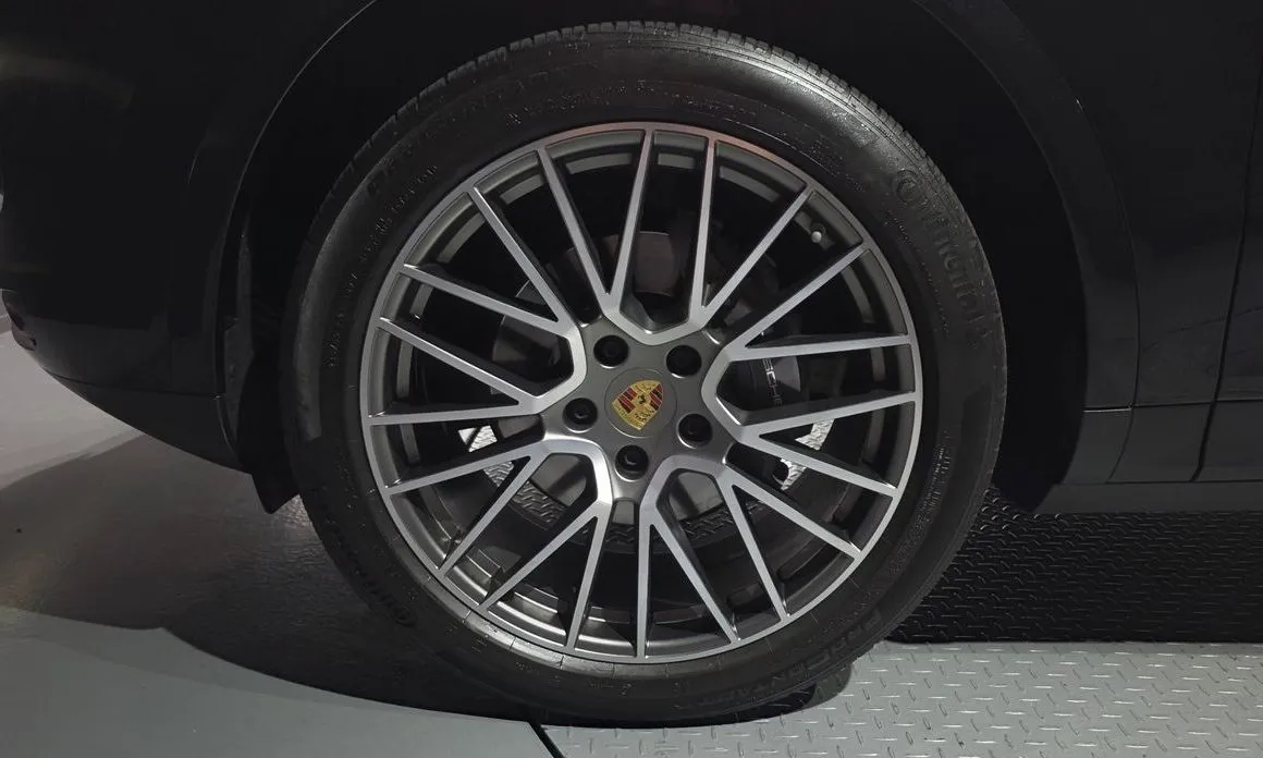 Porsche Cayenne 2023 из KR, фото 8