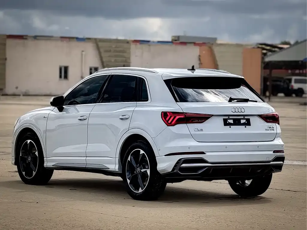 Audi Q3 — фото 2