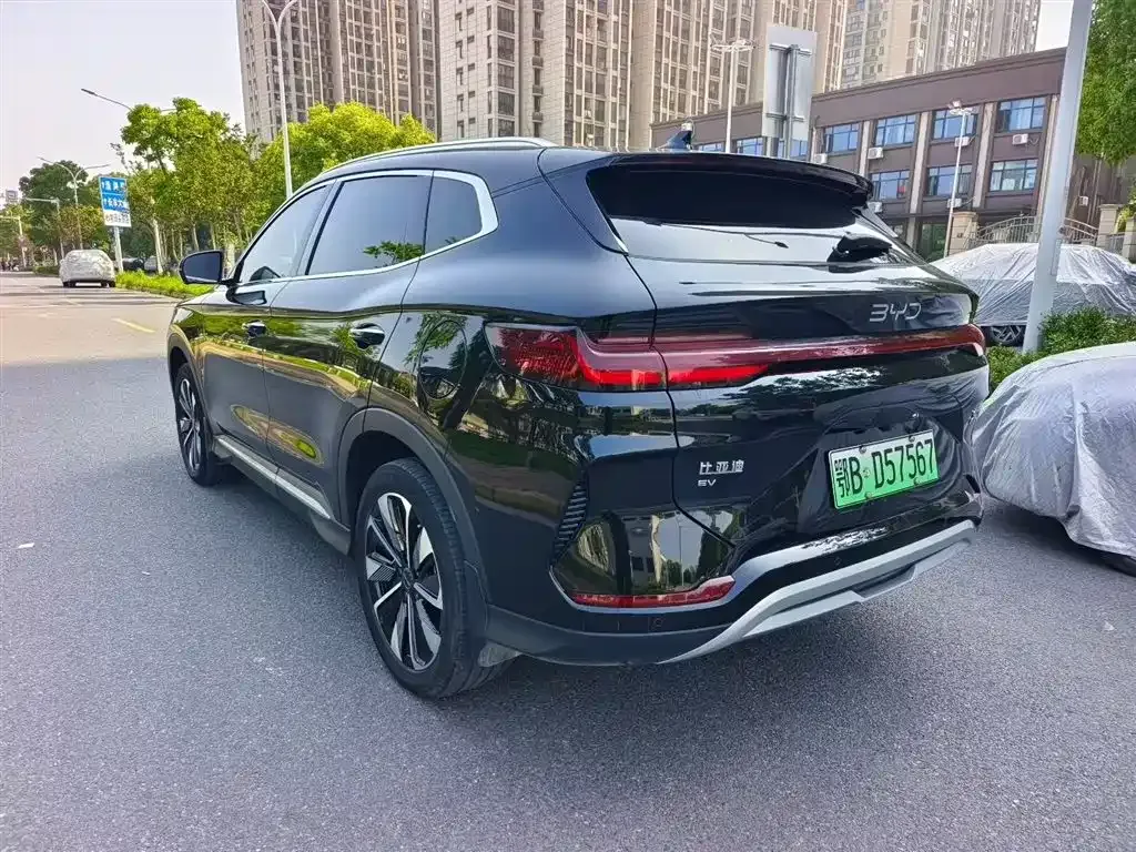 BYD PLUS New Energy — фото 8
